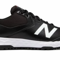 **NEW Style** New Balance Low Top Field Shoe Shoes